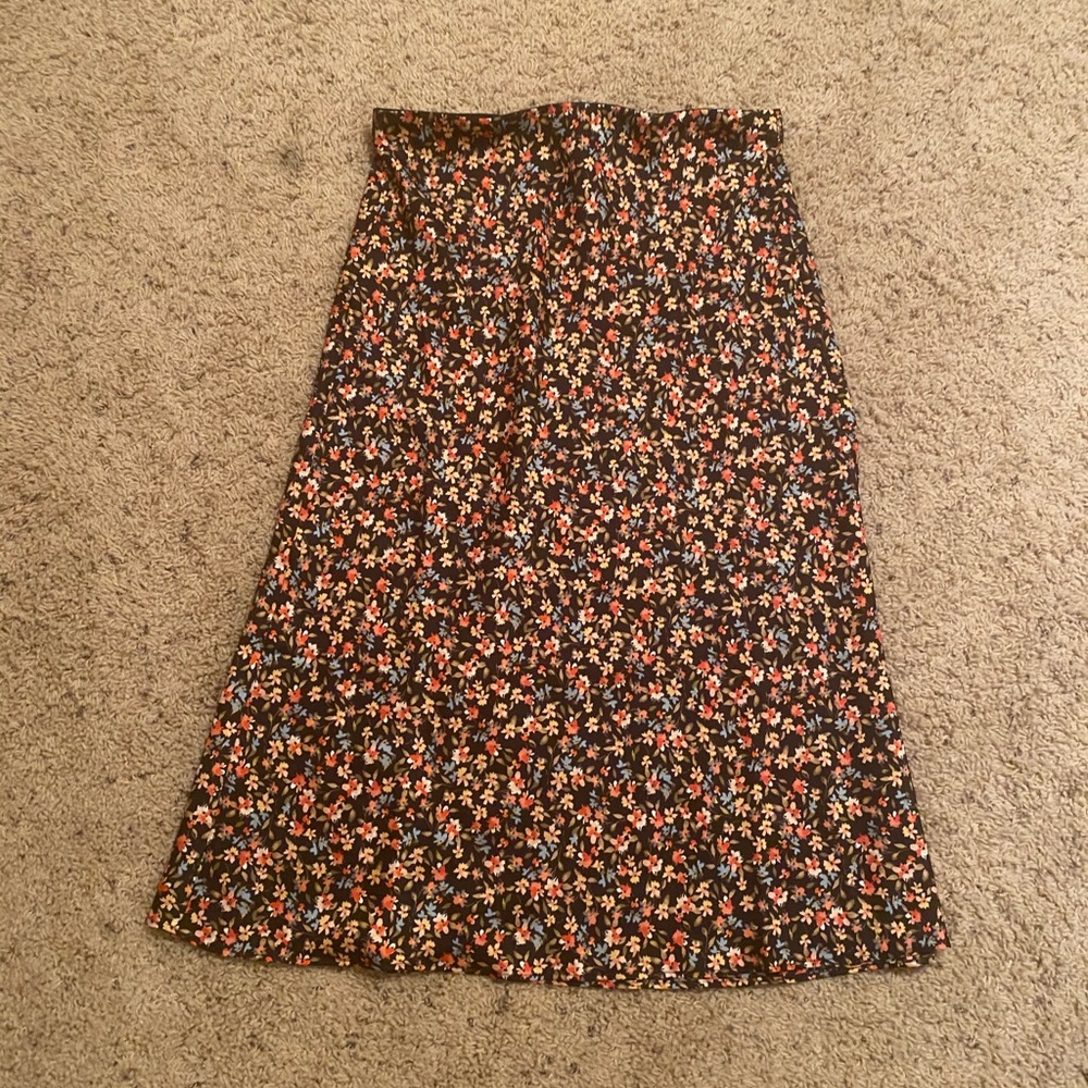 Floral Pull On Midi Skirt